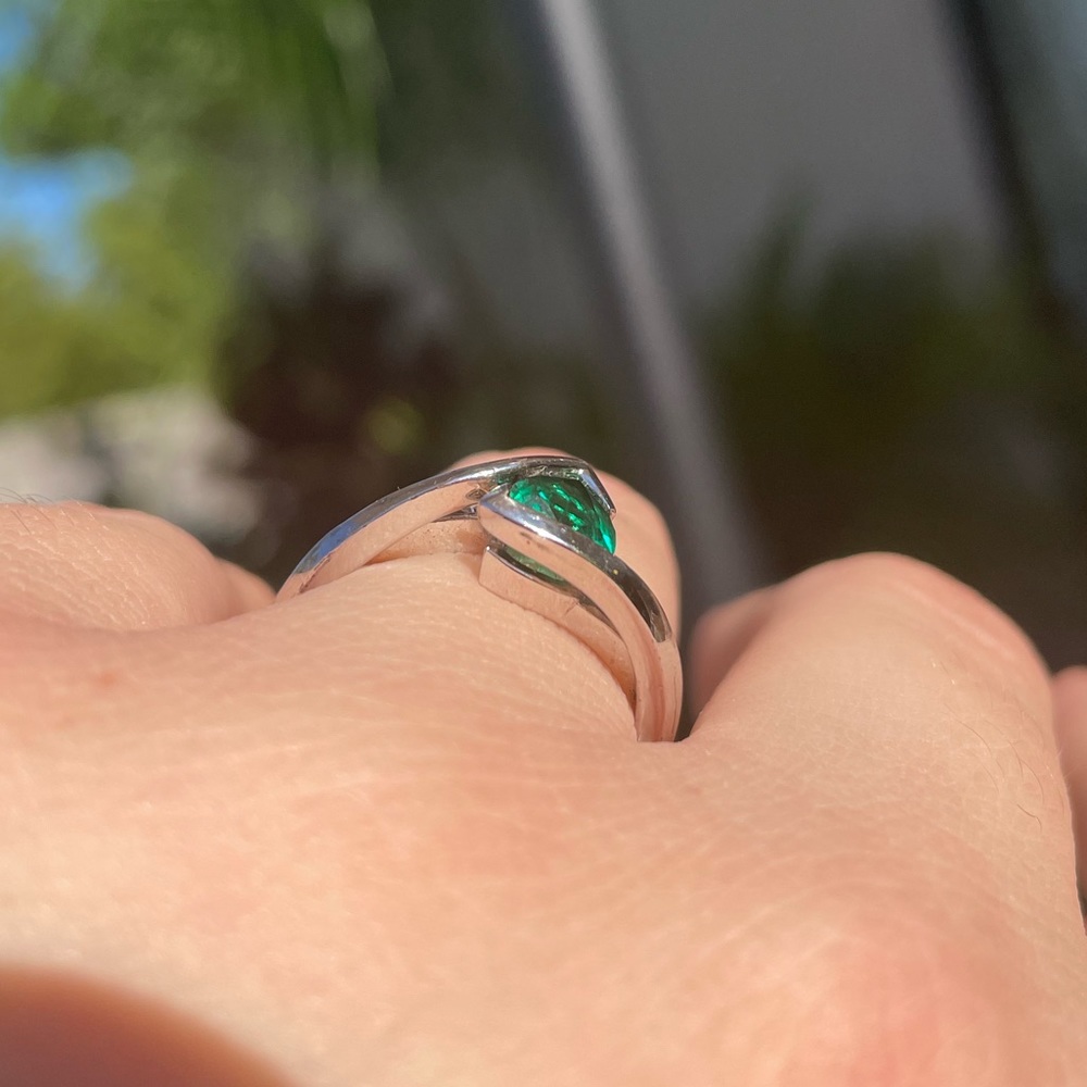 Emerald Ring - Picture 10 of 11